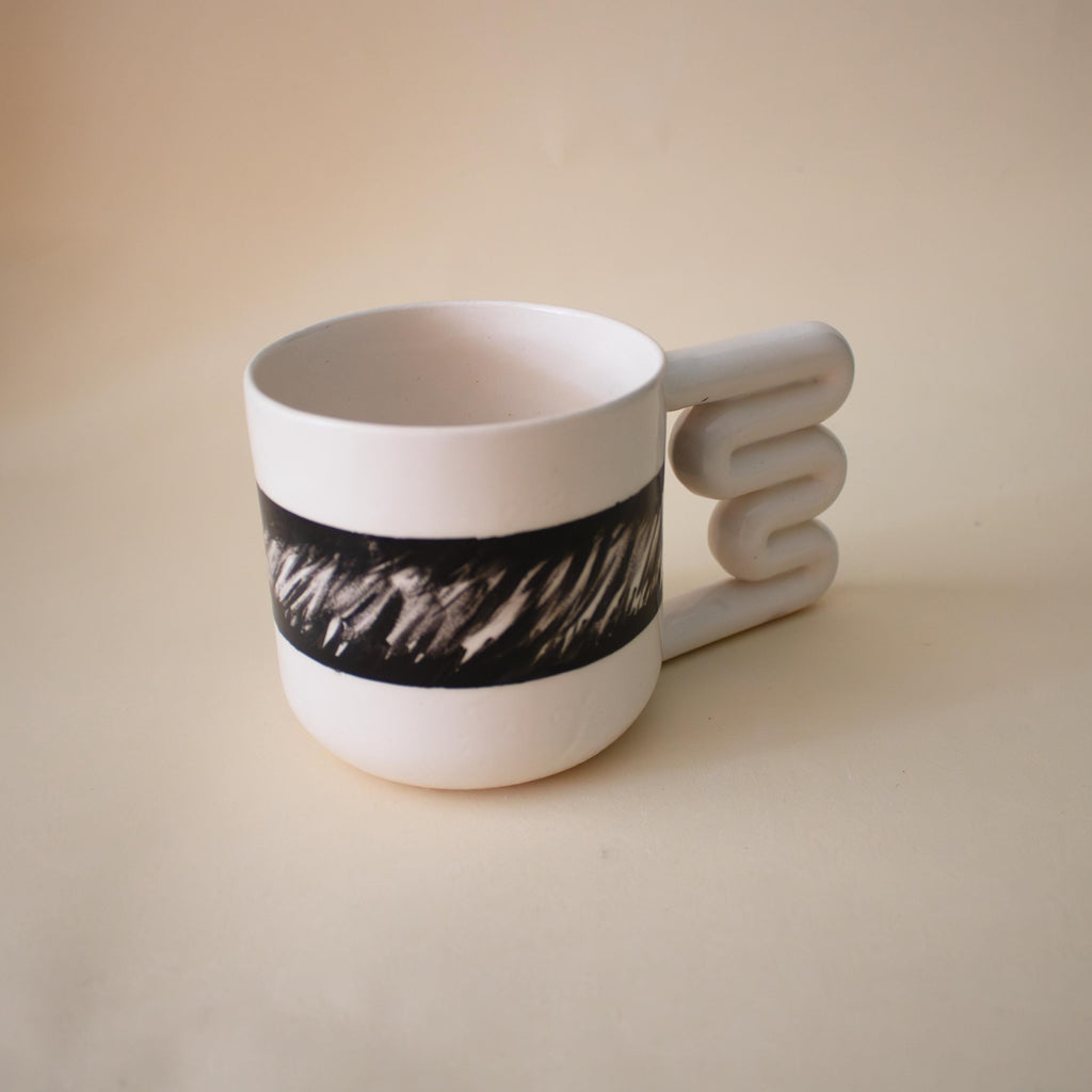 Handmade Porcelain Coffee Mug: Wavy Handle, Black & White Ceramic